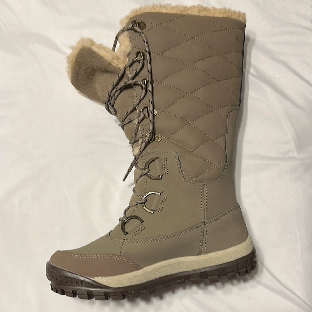 BearPaw Tan Winter Rain Boots with Insulation